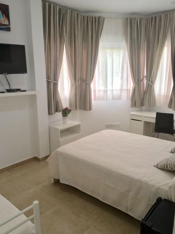 Sunnylivings Hotel เซบีญา ภายนอก รูปภาพ