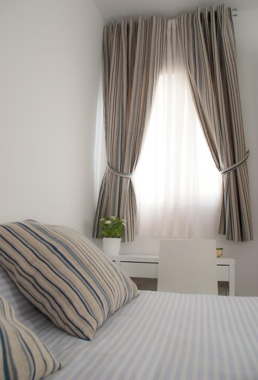 Sunnylivings Hotel เซบีญา ภายนอก รูปภาพ