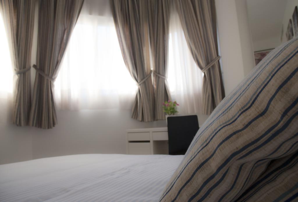 Sunnylivings Hotel เซบีญา ภายนอก รูปภาพ