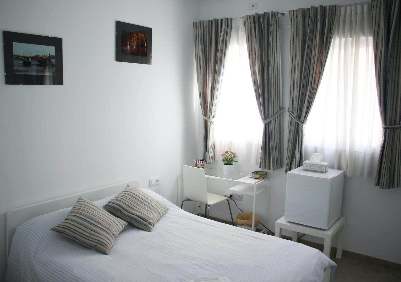 Sunnylivings Hotel เซบีญา ภายนอก รูปภาพ